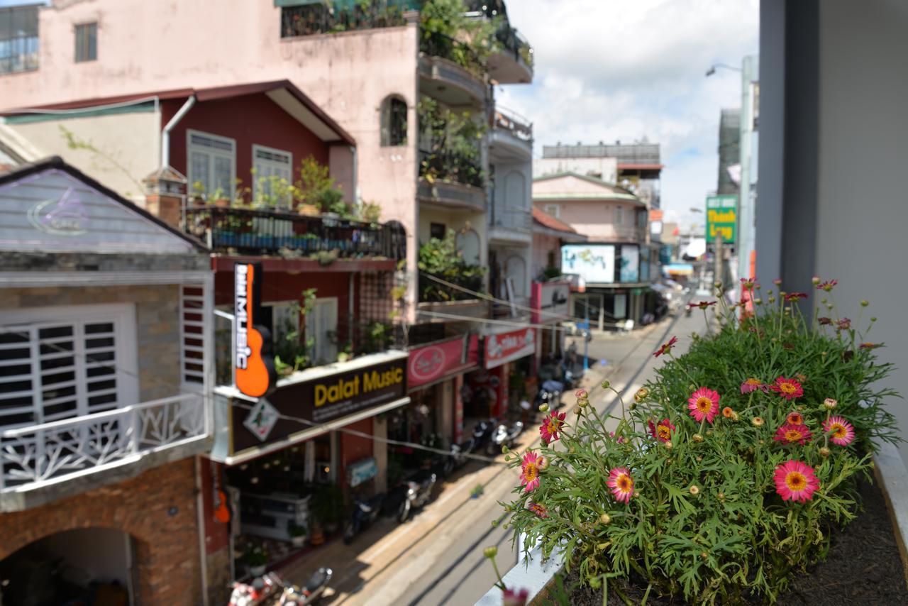 Amis Hotel Đà Lạt Extérieur photo